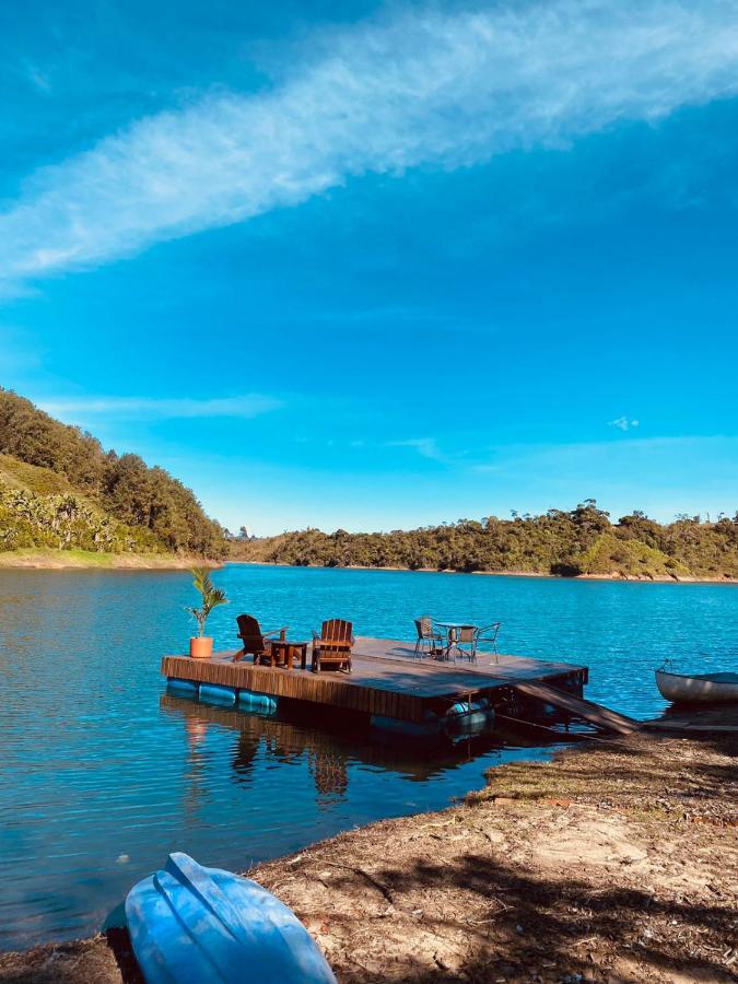 Отель Celeste Glamping Гуатапе Экстерьер фото